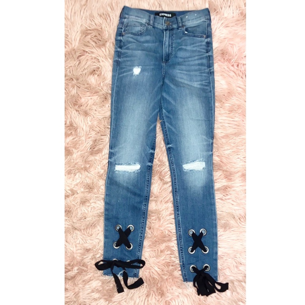 NWOT Express Skinny Cropped Jeans